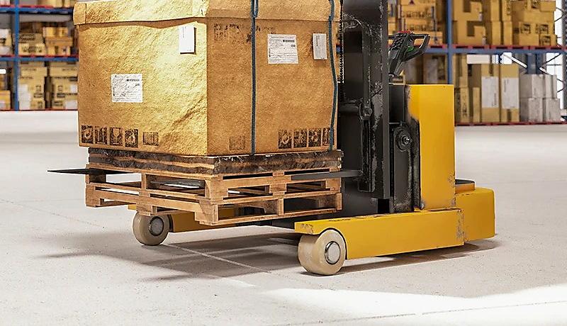 Polyurethane Wheels vs. Rubber Solid Tyres: Which is Right for Your Stacker?
